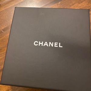 Empty Chanel brooch pin Box w/ pouch